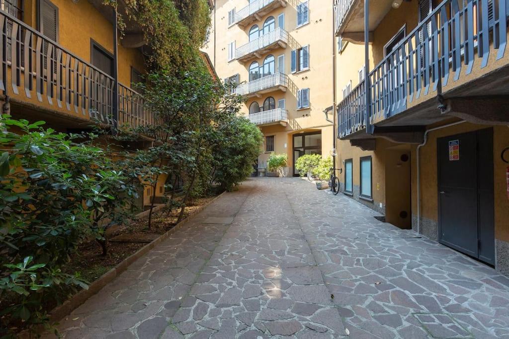 My Charming Apartments Ai Navigli-Vigevano Suite Мілан Екстер'єр фото