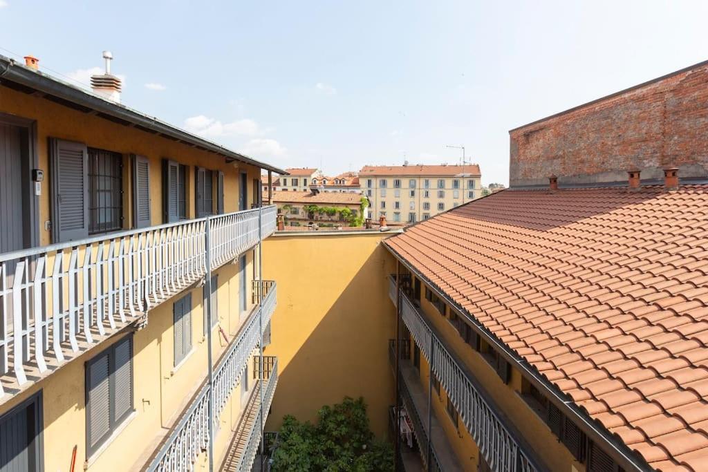 My Charming Apartments Ai Navigli-Vigevano Suite Мілан Екстер'єр фото
