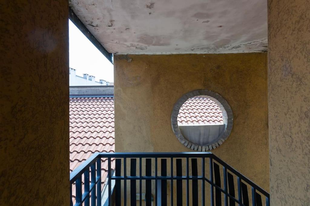 My Charming Apartments Ai Navigli-Vigevano Suite Мілан Екстер'єр фото